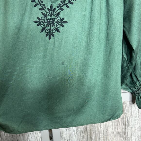Natural Life Top Blouse Bohemian Embroidered Green Color - Picture 7 of 7